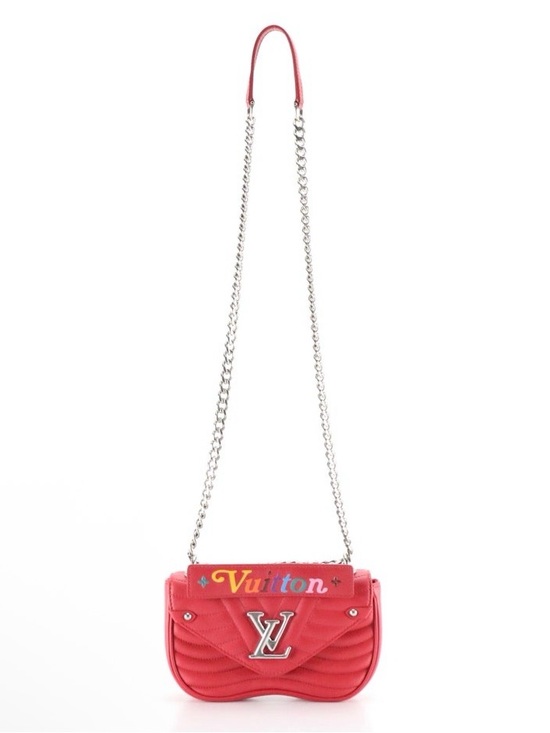 Louis Vuitton New Wave Chain Link Two-Way Bag in Red Quilted Calfskin Leather - Picture 2 of 11